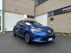Blu Usata 2022 Renault Clio V Techno Due volumi | 14.500 € (Buon prezzo)
