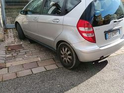 Grigio Usata 2005 Mercedes A200 Due volumi | 1500 € (Ottimo prezzo)