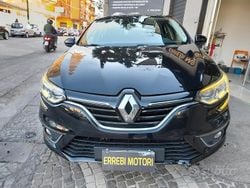 Nero Usata 2016 Renault Mégane IV Intens Tre volumi | 5000 € (Buon prezzo)