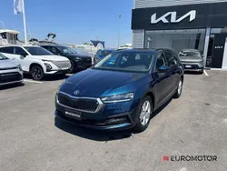Blu Usata 2023 Skoda Octavia Executive Station wagon | 21.900 € (Super prezzo)