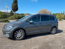Usata 2016 VW Touran Monovolume | 15.300 € (Molto cara)