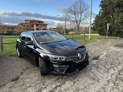 Usata 2017 Renault Mégane IV Intens Tre volumi | 7500 € (Buon prezzo)