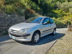 Usata 2004 Peugeot 206 Due volumi | 2000 € (Buon prezzo)