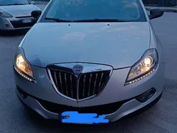 Usata 2010 Lancia Delta Tre volumi | 3000 € (Buon prezzo)