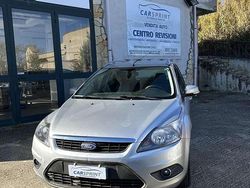 Argento Usata 2010 Ford Focus Style Station wagon | 3199 € (Buon prezzo)