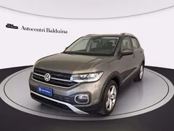Limestone grey metalizzato Usata 2019 VW T-Cross Advance SUV | 18.500 € (Buon prezzo)