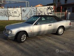 Grigio Usata 1995 Mercedes E200 Cabrio | 16.000 €