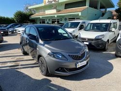 Grigio scuro metallizzato Usata 2021 Lancia Ypsilon Gold Due volumi | 10.790 € (Buon prezzo)