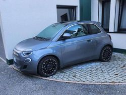 Grigio Usata 2022 Fiat 500e La Prima Due volumi | 17.000 € (Buon prezzo)