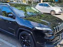 Usata 2017 Jeep Cherokee SUV | 15.800 € (Cara)