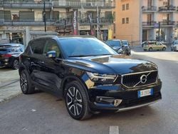Nero Usata 2020 Volvo XC40 Momentum SUV | 20.500 € (Buon prezzo)