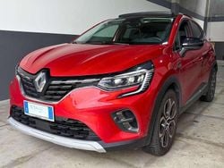 Red passion Usata 2023 Renault Captur Techno SUV | 19.200 € (Buon prezzo)