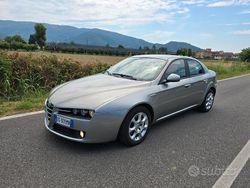 Grigio Usata 2008 Alfa Romeo 159 Distinctive Tre volumi | 1750 € (Ottimo prezzo)