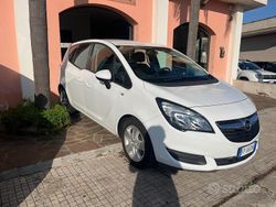 Bianco Usata 2016 Opel Meriva Monovolume | 6200 € (Buon prezzo)