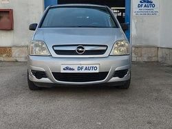 Grigio Usata 2009 Opel Meriva Cosmo Monovolume | 2750 € (Buon prezzo)