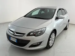Gray Usata 2016 Opel Astra Cosmo Station wagon | 7900 € (Buon prezzo)