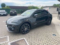 Grigio metallizzato Usata 2024 Porsche Macan SUV | 99.000 €