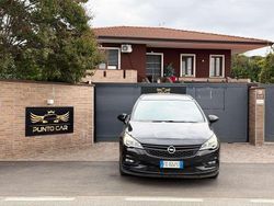 Nero Usata 2016 Opel Astra Innovation Station wagon | 6550 €