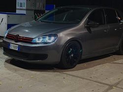 Grigio Usata 2009 VW Golf VI Tre volumi | 7900 € (Molto cara)