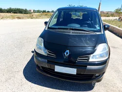 Usata 2009 Renault Modus Monovolume | 2400 € (Buon prezzo)