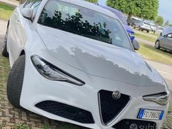 Bianco Usata 2016 Alfa Romeo Giulia Super Tre volumi | 18.000 €