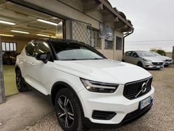 Bianco Usata 2020 Volvo XC40 R-Design SUV | 15.000 €