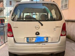 Grigio Usata 2001 Opel Agila Due volumi | 450 € (Ottimo prezzo)