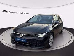Nero Usata 2025 VW Golf VIII Style Tre volumi | 31.900 € (Buon prezzo)