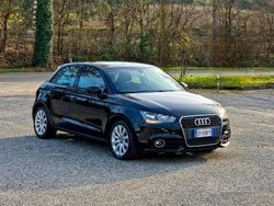 Nero Usata 2013 Audi A1 Attraction Tre volumi | 7900 € (Buon prezzo)