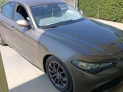 Grigio Usata 2017 Alfa Romeo Giulia Super Tre volumi | 16.200 € (Buon prezzo)
