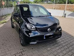 Nero Usata 2016 Smart ForFour Passion Due volumi | 6700 € (Ottimo prezzo)