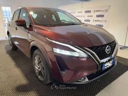 Bordeaux metallizzato Usata 2022 Nissan Qashqai SUV | 15.900 € (Super prezzo)