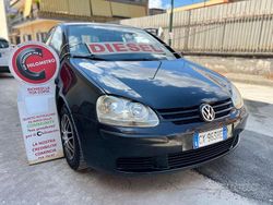 Blu Usata 2007 VW Golf V Tre volumi | 1650 € (Ottimo prezzo)