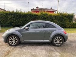 Grigio Usata 2016 VW Beetle Tre volumi | 15.000 €
