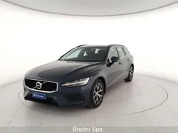 Blu Usata 2022 Volvo V60 Core Station wagon | 27.600 € (Super prezzo)