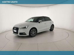 Bianco ghiacciaio metallizzato/nero brillante Usata 2017 Audi A1 Sportback Admired Due volumi | 15.900 € (Cara)