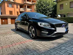 Usata 2015 Volvo V60 R-Design Kinetic Station wagon | 12.600 € (Buon prezzo)