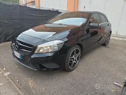 Nero Usata 2015 Mercedes A180 Premium Tre volumi | 13.950 € (Buon prezzo)