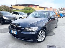 Blu/azzurro Usata 2005 BMW 318 Tre volumi | 5200 €