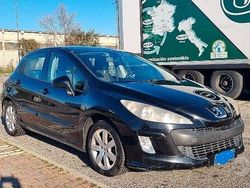 Nero Usata 2009 Peugeot 308 Tre volumi | 2000 € (Ottimo prezzo)