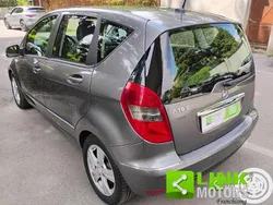 Grigio scuro Usata 2010 Mercedes A160 Avantgarde Tre volumi | 4980 € (Buon prezzo)