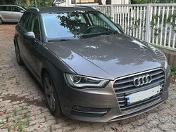 Bronzo Usata 2013 Audi A3 Sportback Attraction Due volumi | 8600 € (Super prezzo)