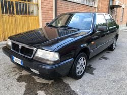 Nero Usata 1989 Lancia Thema Tre volumi | 1800 €