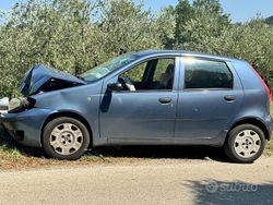 Usata 2005 Fiat Punto Due volumi | 500 € (Super prezzo)