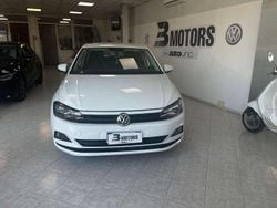 Bianco Usata 2018 VW Polo Trendline Tre volumi | 11.500 € (Buon prezzo)