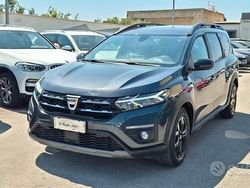 Grigio Usata 2022 Dacia Jogger Extreme Monovolume | 15.800 € (Buon prezzo)