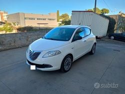 Bianco Usata 2013 Lancia Ypsilon Due volumi | 6999 € (Buon prezzo)