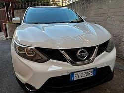 Bianco Usata 2014 Nissan Qashqai SUV | 9600 €