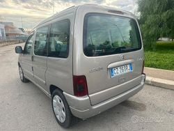 Giallo Usata 2005 Citroën Berlingo Monovolume | 2950 € (Buon prezzo)