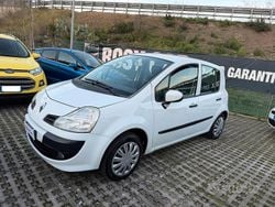 Bianco Usata 2010 Renault Modus Dynamique Monovolume | 3700 € (Cara)